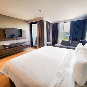 Montana Bangkok Hotel & Residence